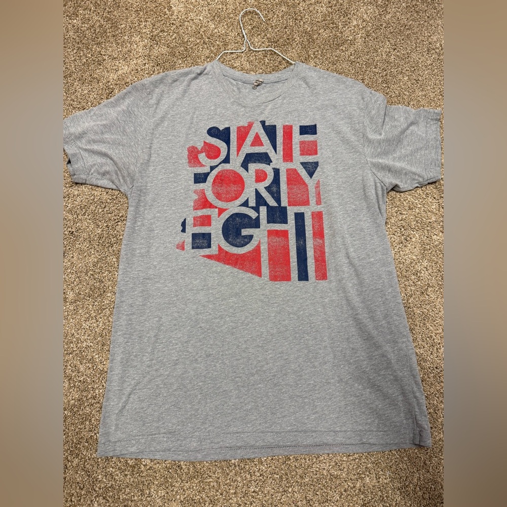 State forty eight original print shirt men’s large
